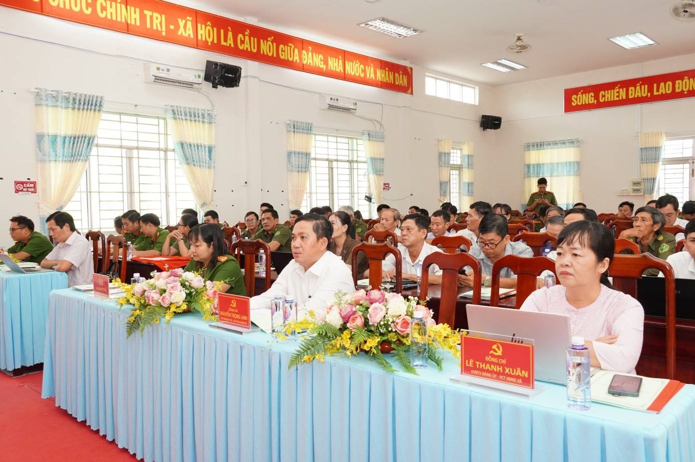 anh tin bai